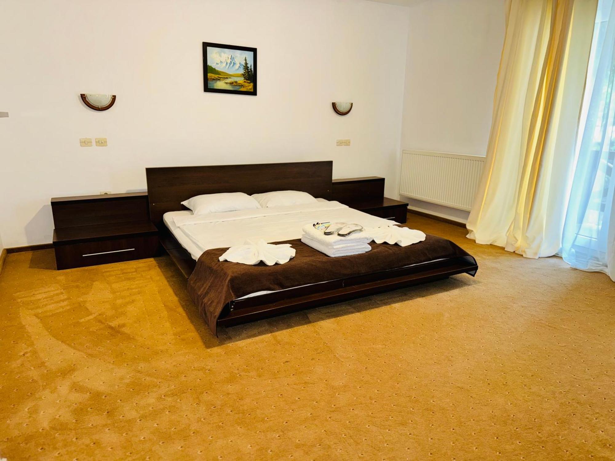 Sunray-Vilagalbena Hotel โปยานาบราซอฟ ภายนอก รูปภาพ